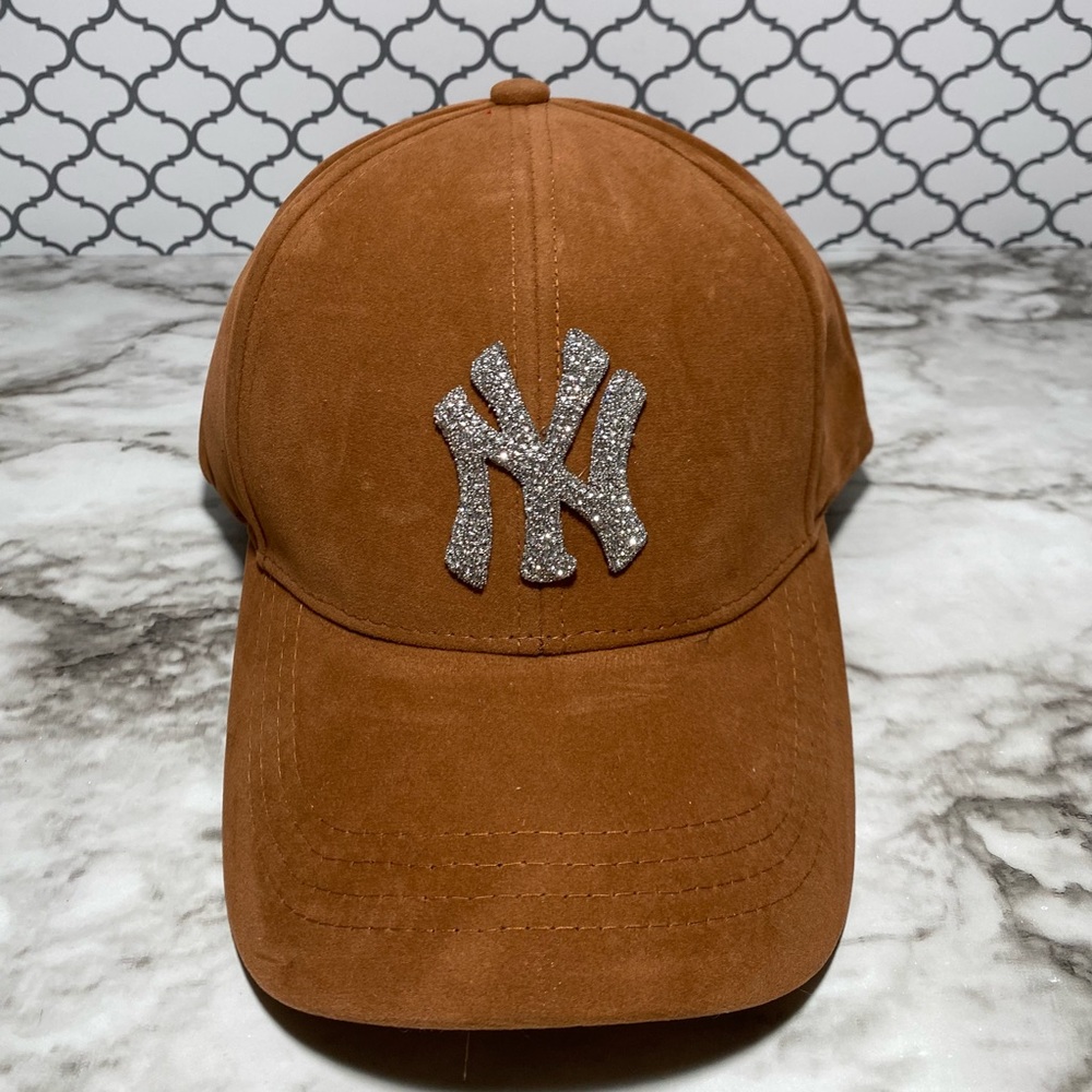 ⚠️SOLD⚠️🚨BRAND NEW🚨 NY GIRL HAT